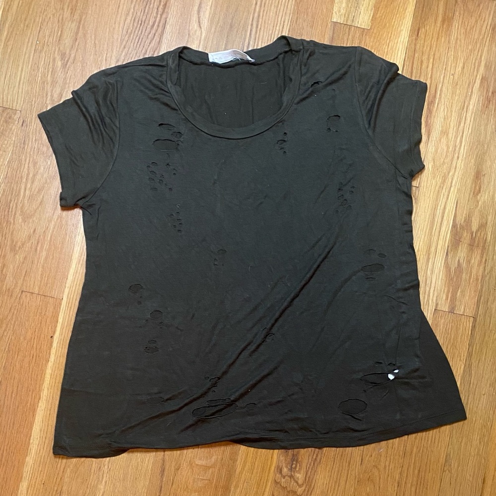 It Closet Los Angeles Green Distressed T-Shirt
